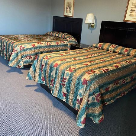 Pratt Budget Inn Екстериор снимка